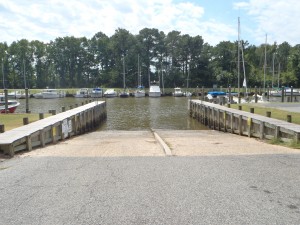 Cedar Hill features a broad ramp and can accommodate larger and smaller vessels.