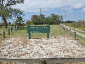Cove Road Beach Sign